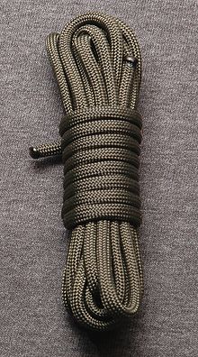 220px-Paracord-Commercial-Type-III-Coil.jpg