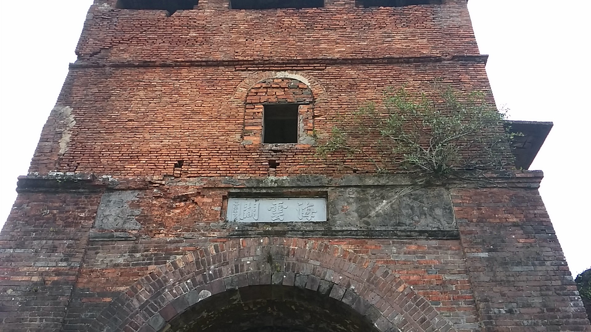 156702