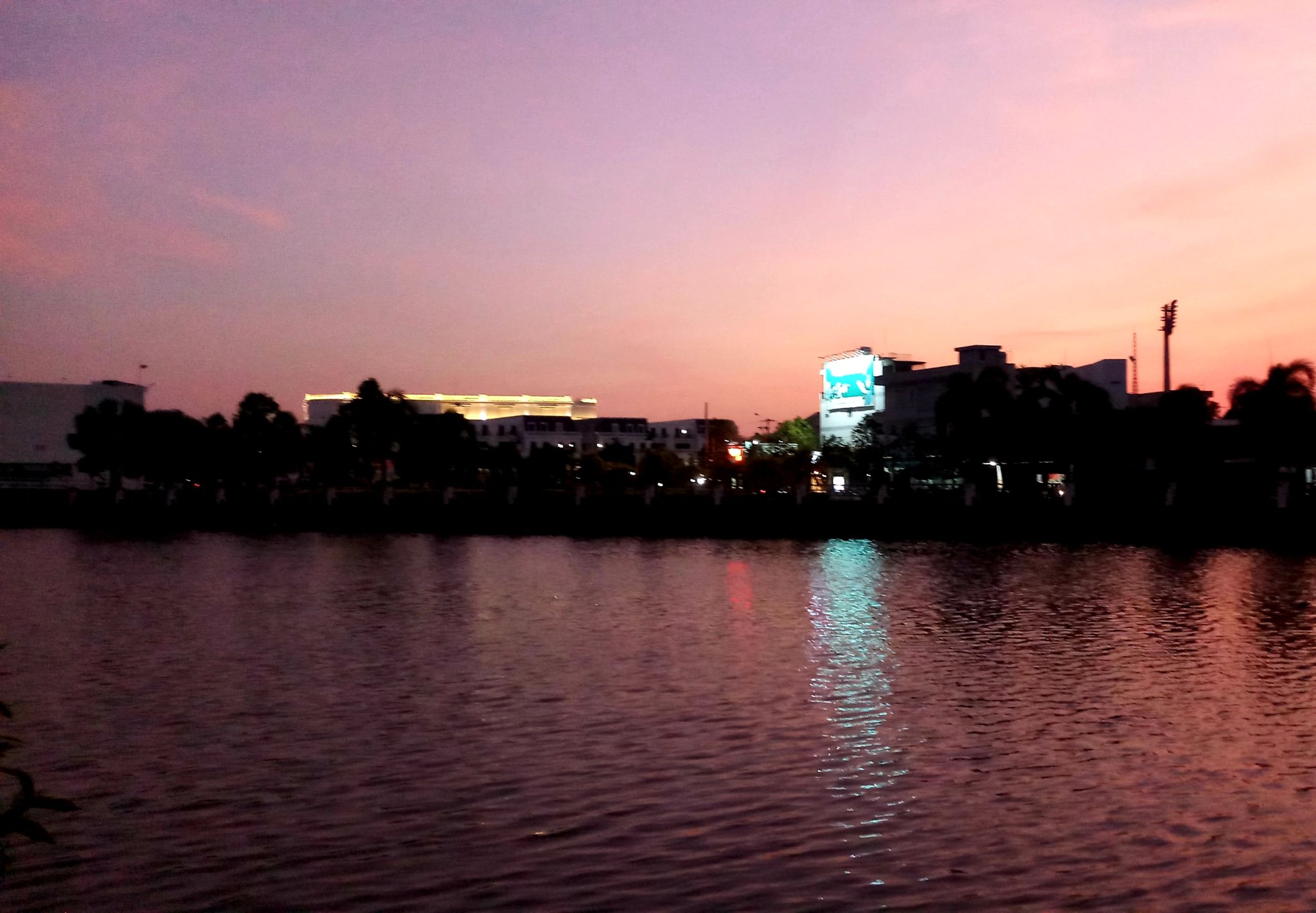 20190509_230125.jpg