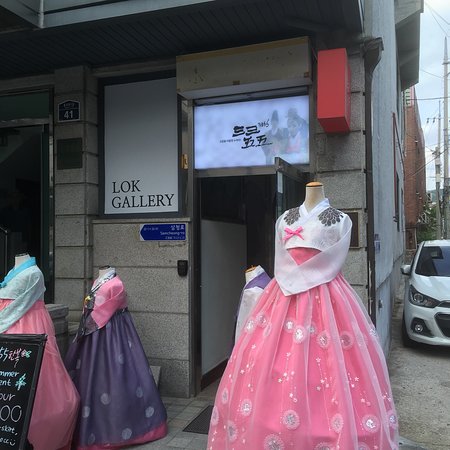 3355-hanbok-rental-gyeongbokgu.jpg