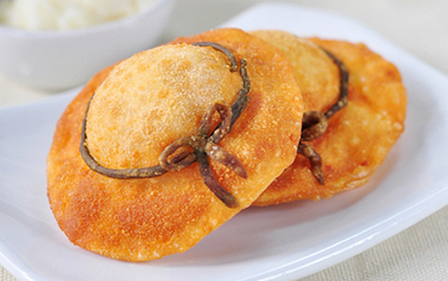 banh-non-1.jpg