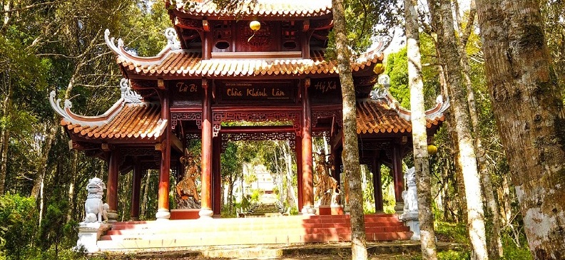 chua-khanh-lam-4-1-1.jpg