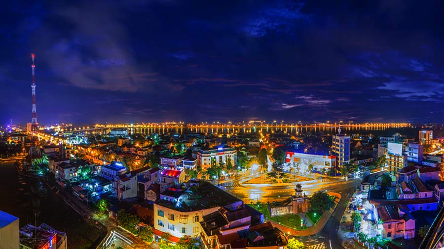 du-lich-dong-hoi-quang-binh.jpg