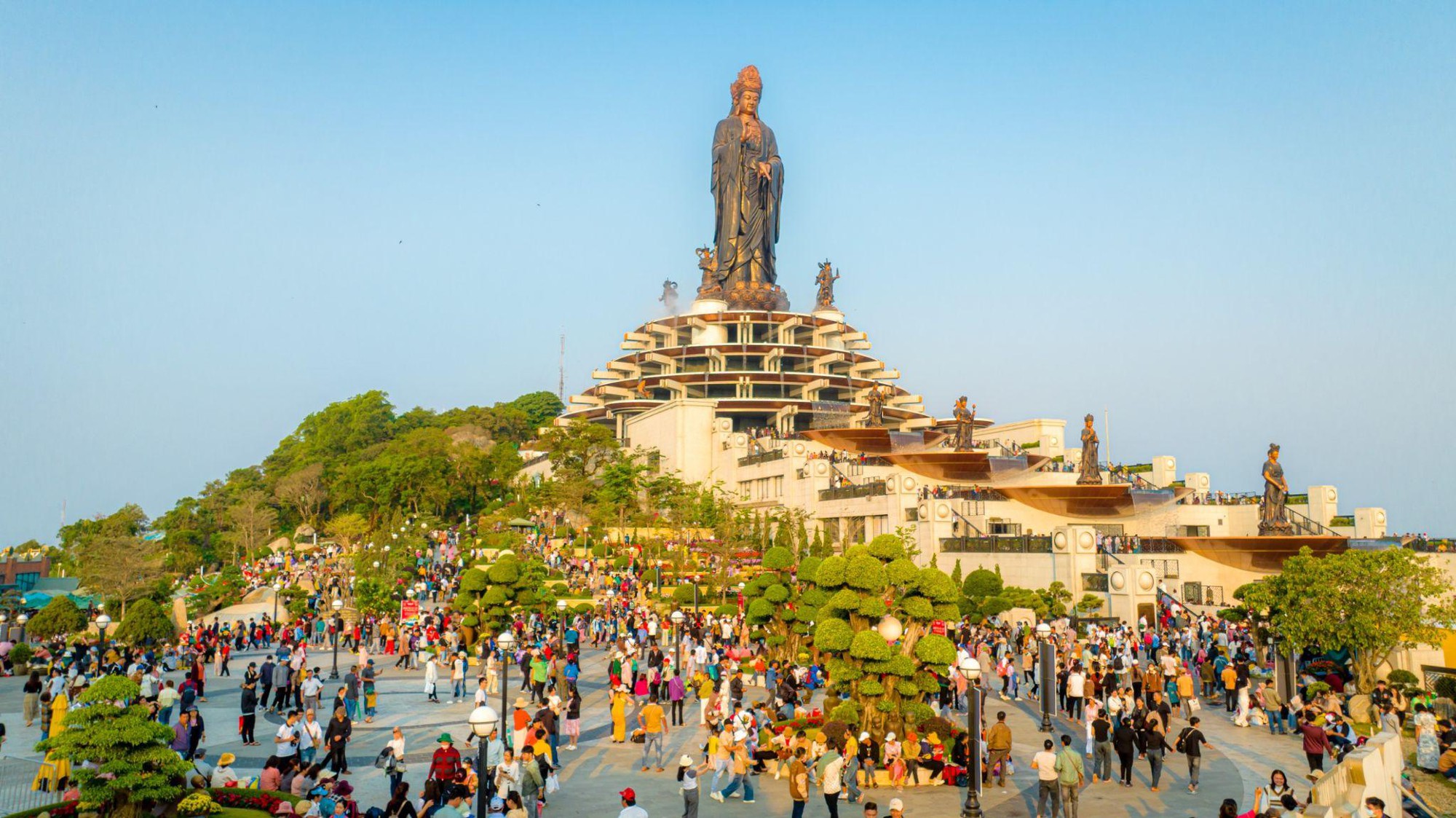 du-lich-nui-ba-den-tay-ninh-moi-nhat-cac-dia-diem-check-in-dang-kham-pha (3).jpeg