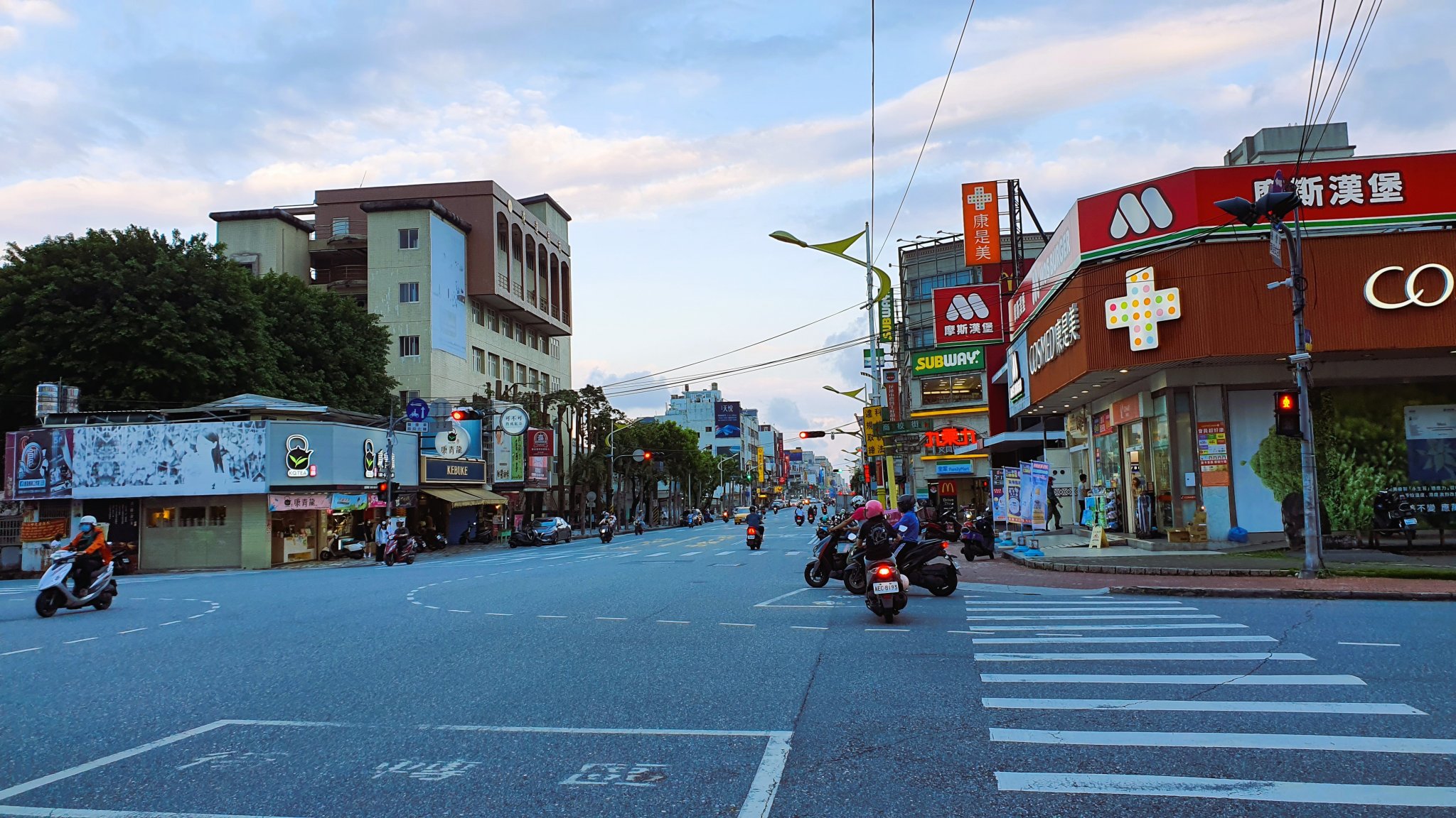 Hualien Street.jpg