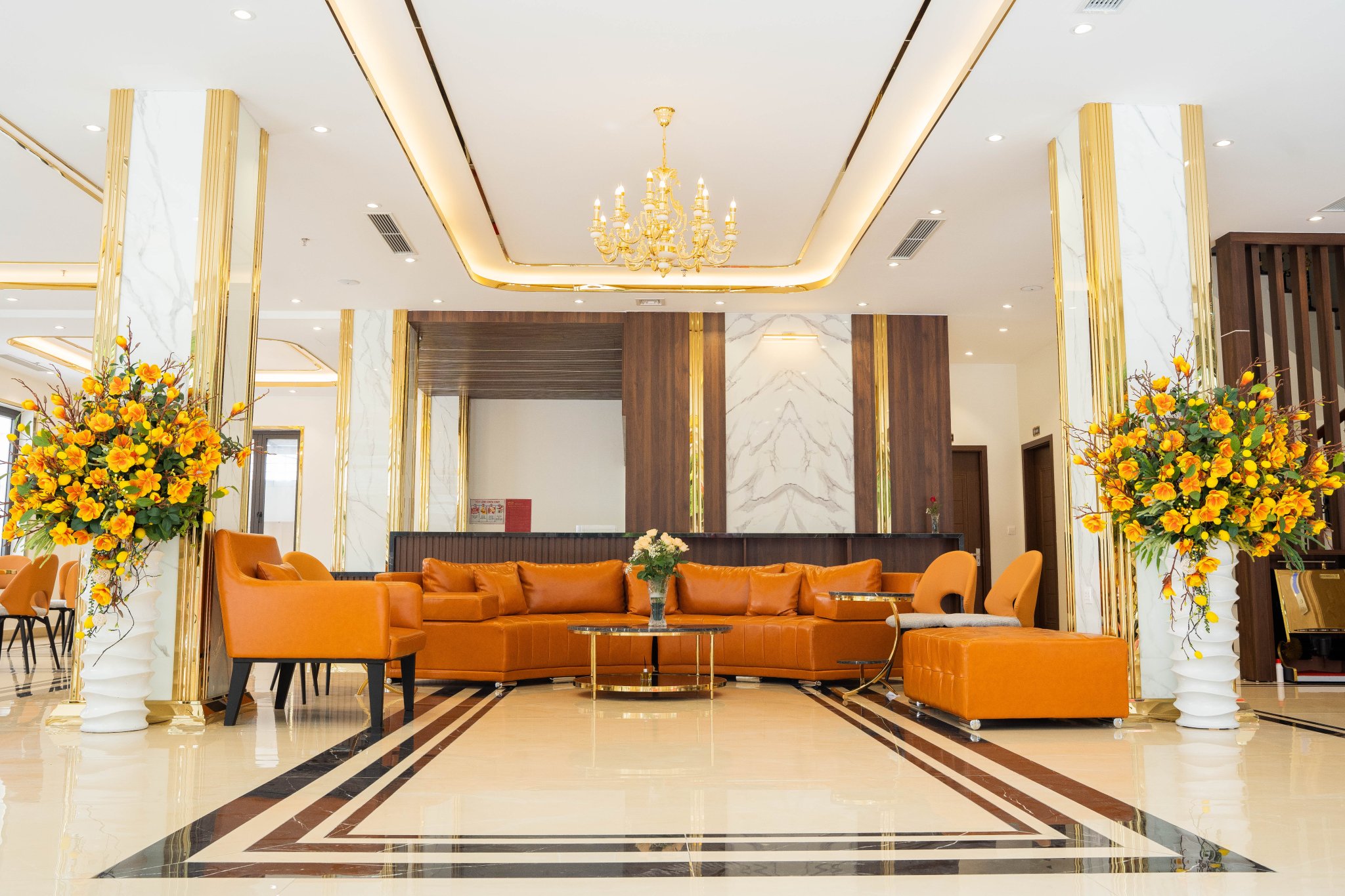 Lobby1.jpg