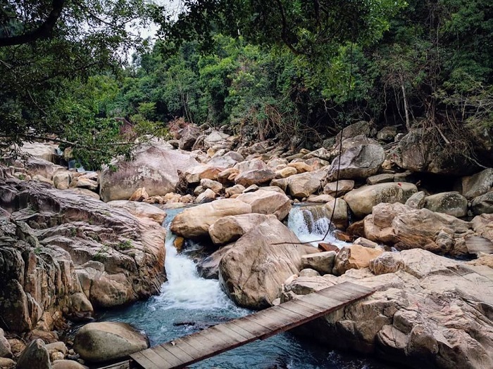 suoi-da-giang-nha-trang-1.jpg