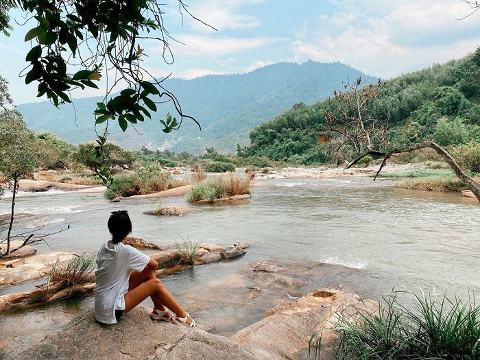 suoi-da-giang-nha-trang-3.jpg