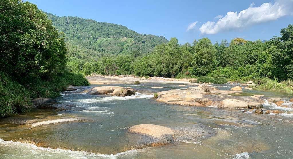 suoi-da-giang-nha-trang-4.jpg