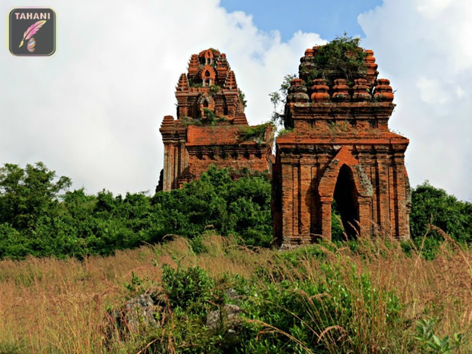 thap-banh-it-binh-dinh-min.jpg