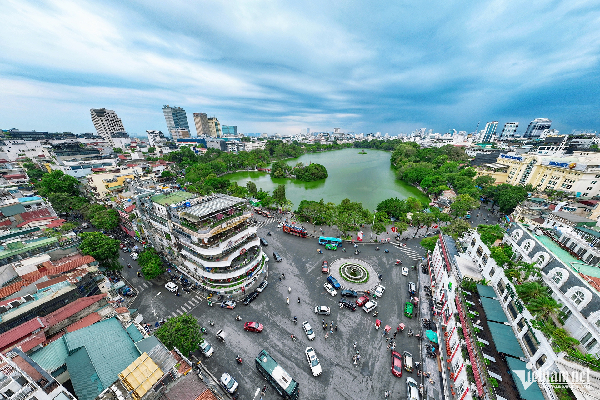 toa-nha-ham-ca-map-ha-noi-ho-guom-ho-hoan-kiem-quang-truong-dong-kinh-nghia-thuc-5.jpg