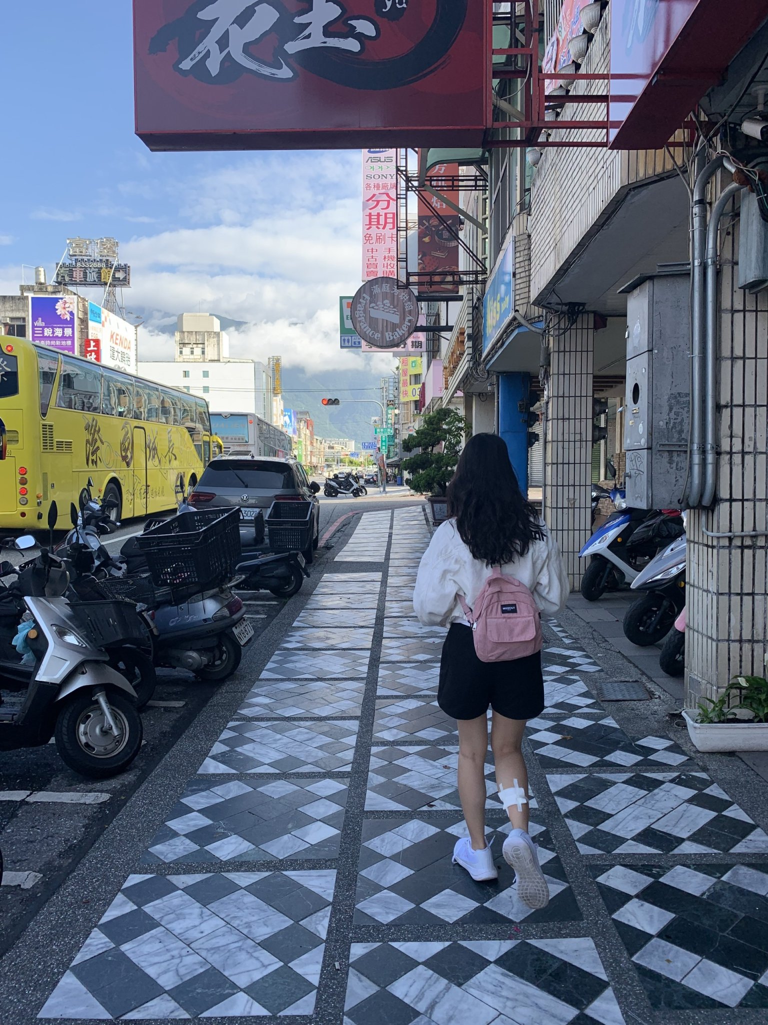 z4490135112299_e0a5d07d8cccad6d8f0f87faa5a06825.jpg