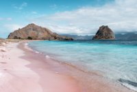 PINK-BEACH2.jpg