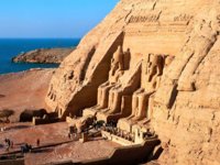 abu_simbel_near_aswan_egypt.jpg