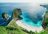 KelingKing-Beach-Nusa-Penida-Bali-Indonesia-1566892638_680x0.jpg