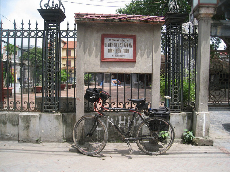 7296344452_8acd345473_c.jpg