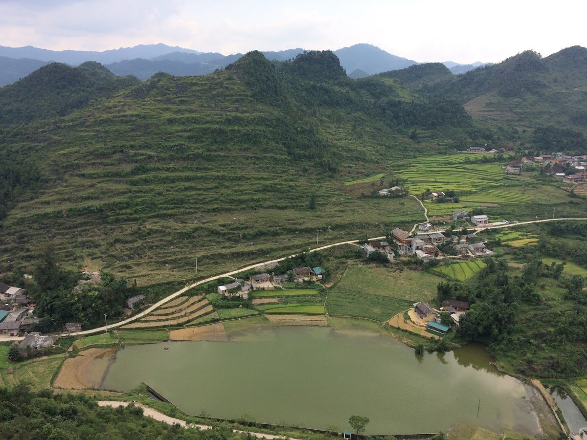 Đang tải lungcu_02.JPG…