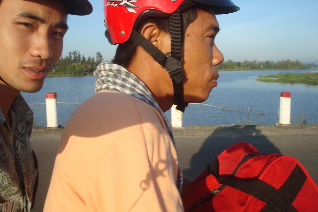 4738715898_04ee209050_b.jpg