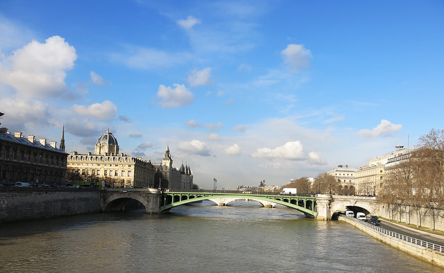 27010994400_8272ea81e7_z.jpg