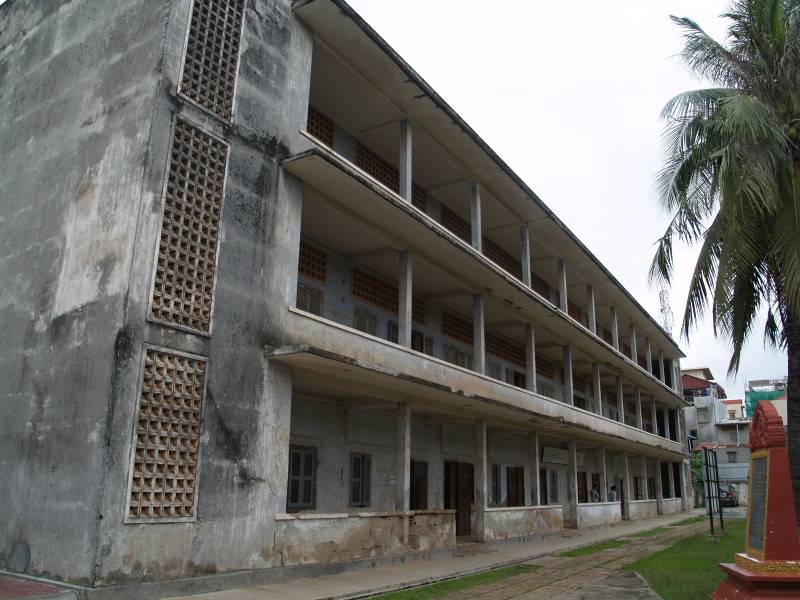 tuol2.jpg