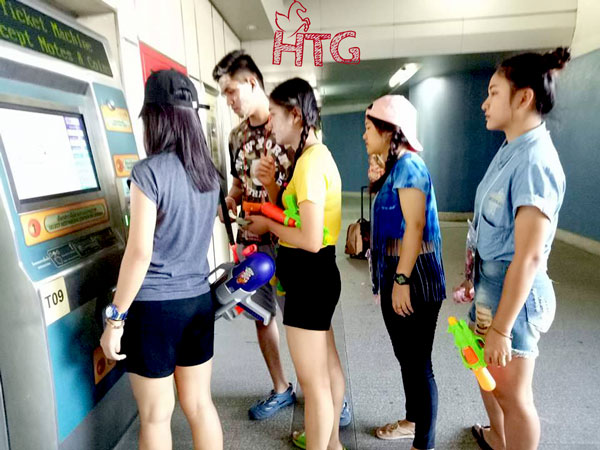 songkran-thailan-tu-tuc-7.jpg