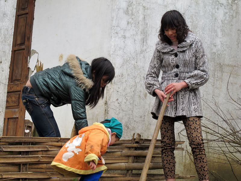 HongNgai2011773.jpg