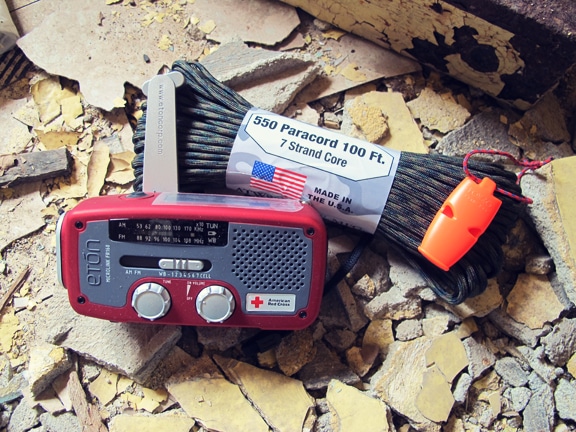 paracord-whistle-radio.jpg