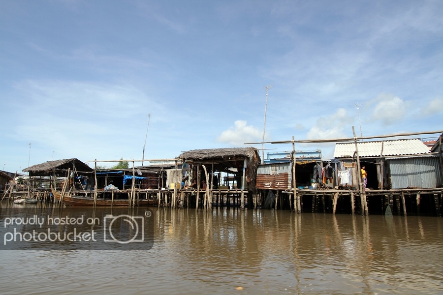 loanchau784.jpg