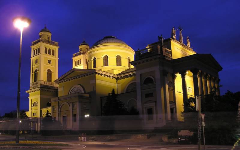 Basilika_eger.jpg