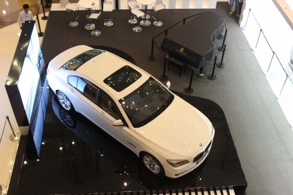 ACarBMW.jpg