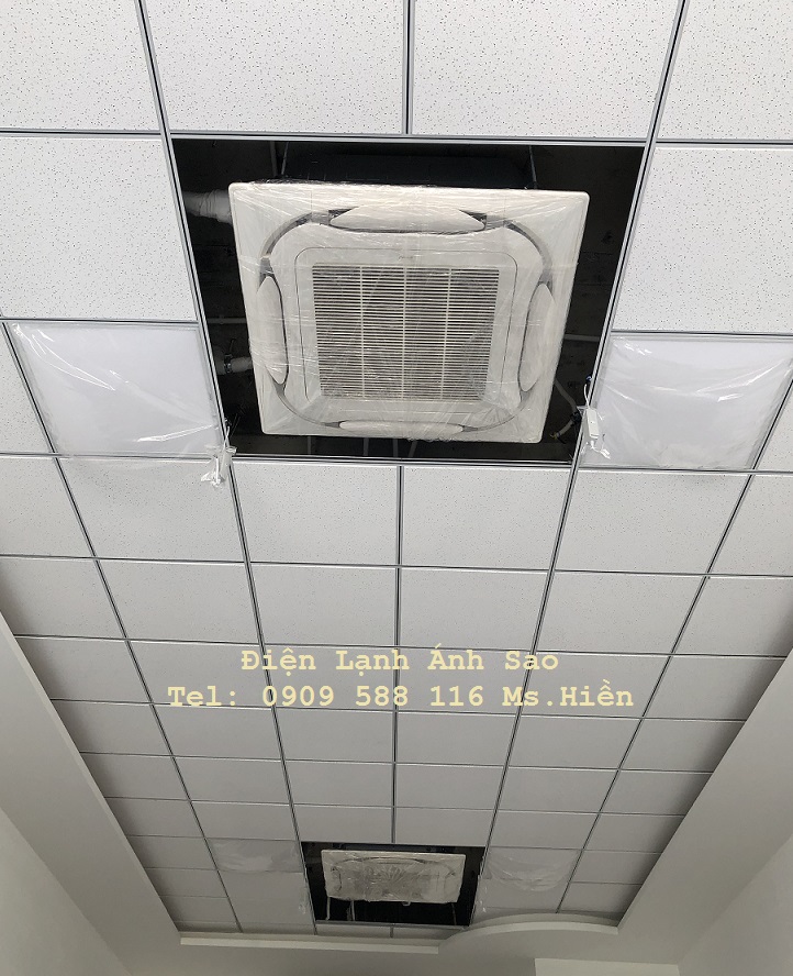 may-lanh-am-tran-daikin-fcfc-dvm.jpg