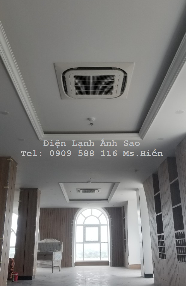 may-lanh-am-tran-daikin(10).png
