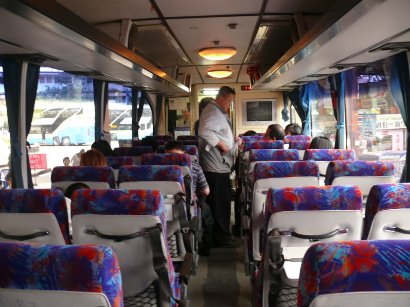busdivientian2.jpg