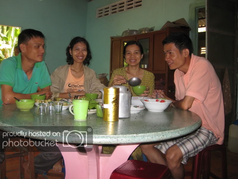 DongThapTET2011040.jpg