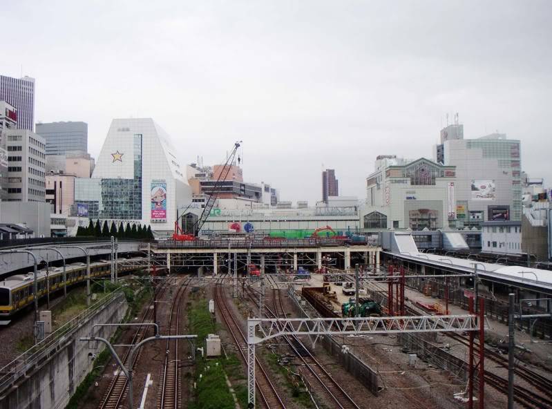 Shinjuku_southview200505.jpg