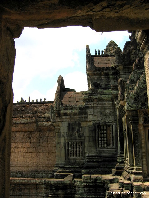 12046b3189e075ba.jpg