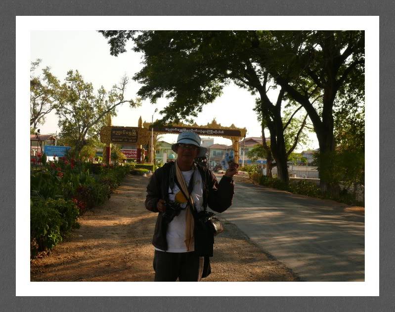 tramthuphiinle2.jpg