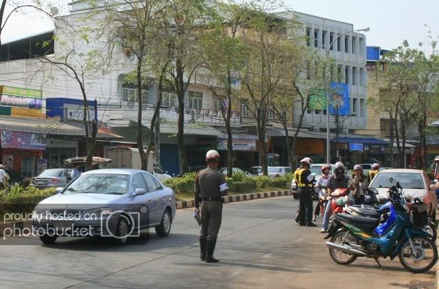 lao80.jpg
