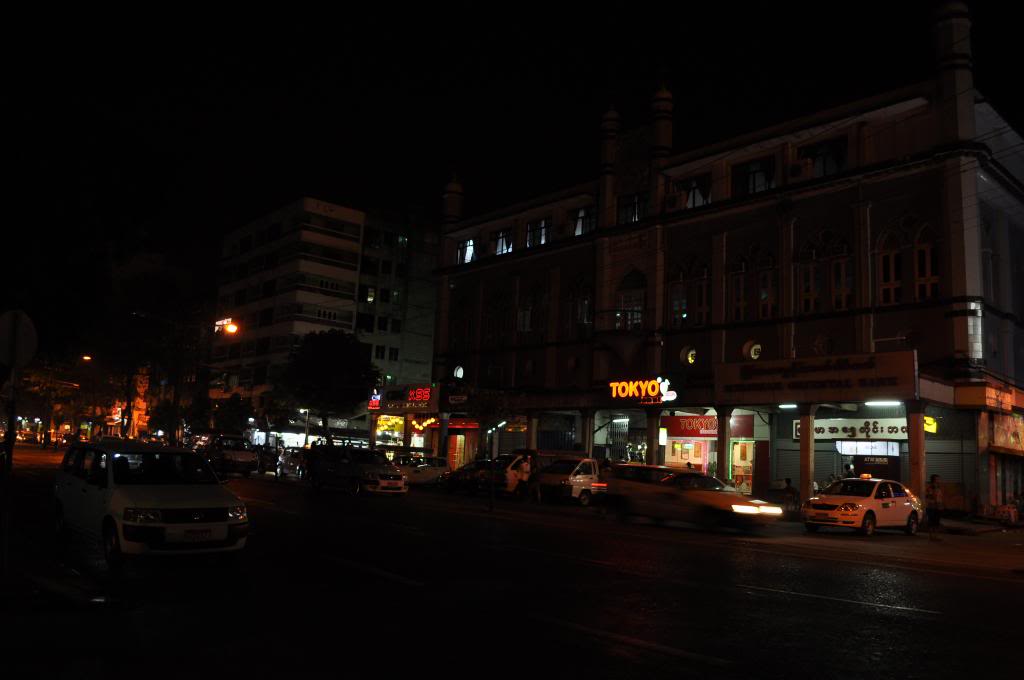 Yangon9_zps57eb7a85.jpg