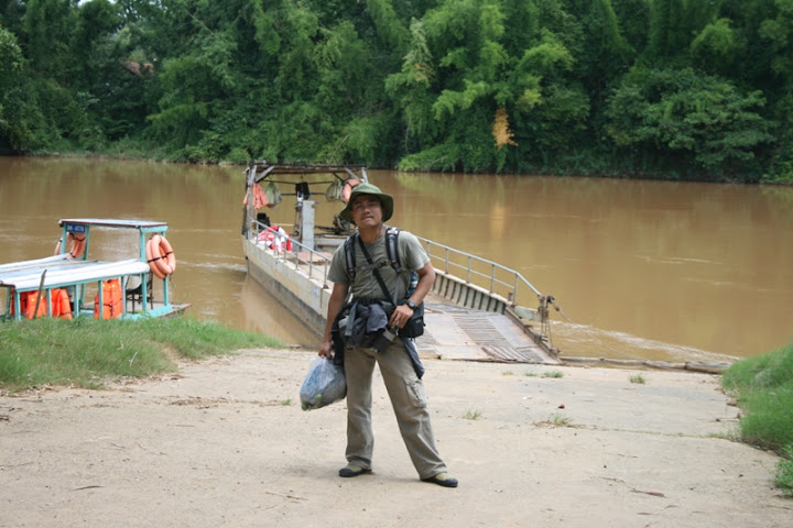 canon%20eos%20243.jpg