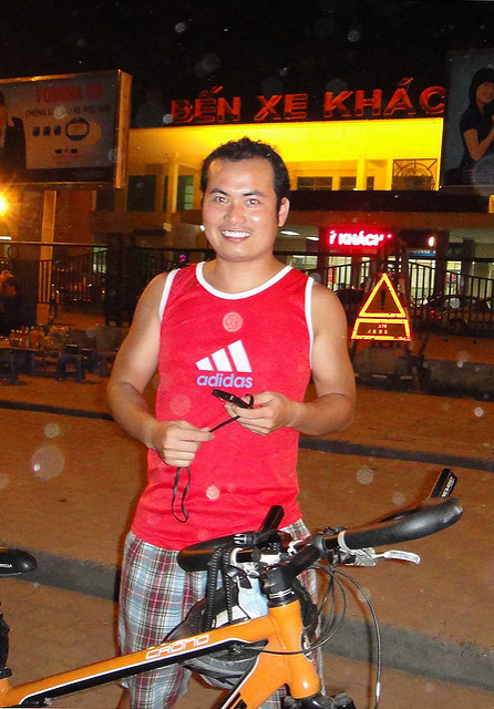 5802872423_6967d5acfb_z.jpg