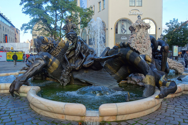 48889080166_cc791ae295_z.jpg