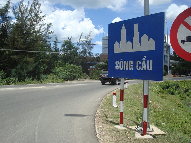 6091494389_d83c19caf8_z.jpg