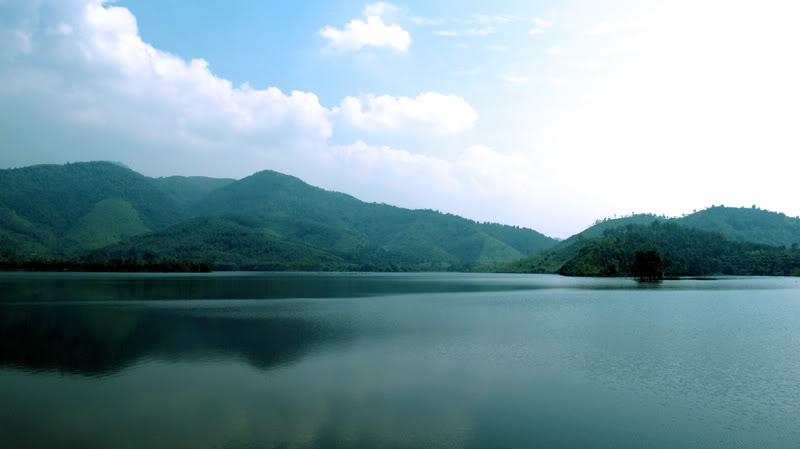 TayYenTu1010500.jpg