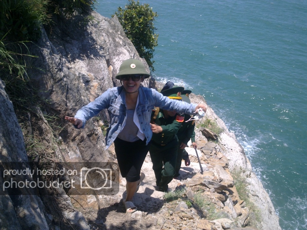 10072012320-1.jpg