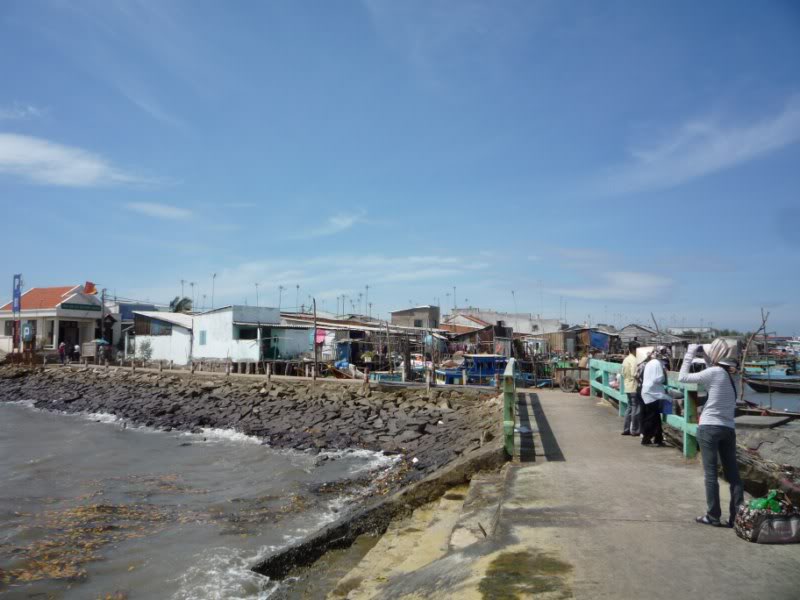 P1030119800x600.jpg
