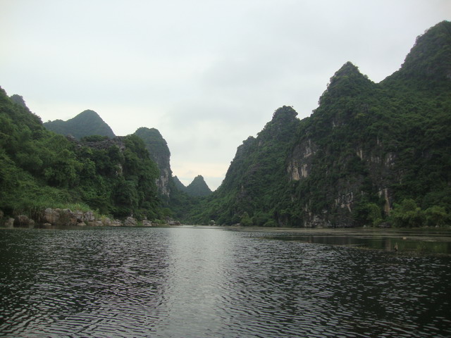 2010-09-26-cd-mb-1530-trang-an.jpg