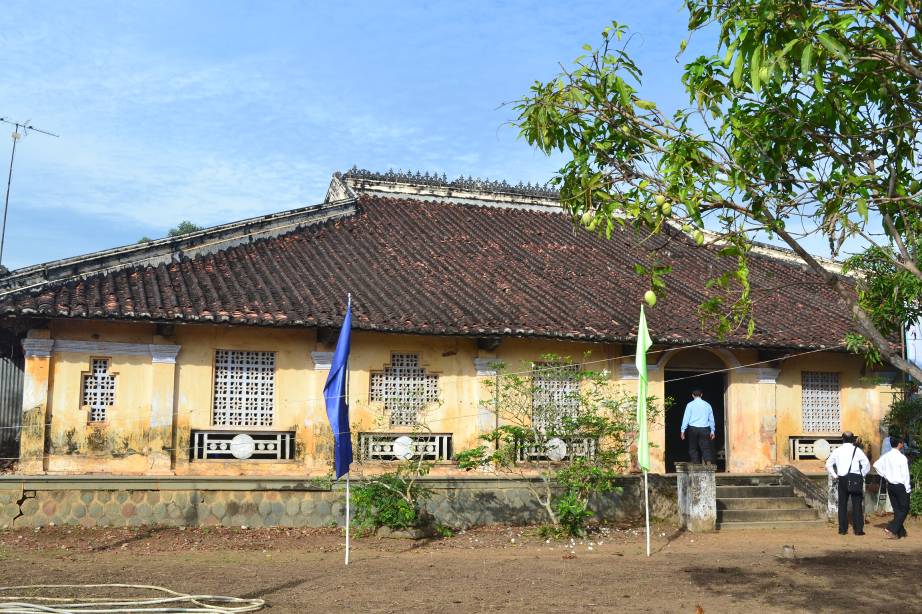 HuynhPhu_1.jpg