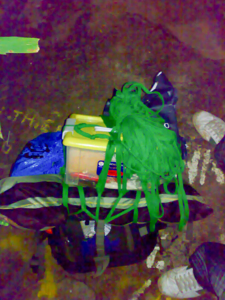 23102010125-2.jpg