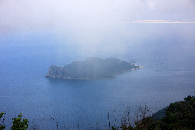 5838270559_04dca3e880_z.jpg
